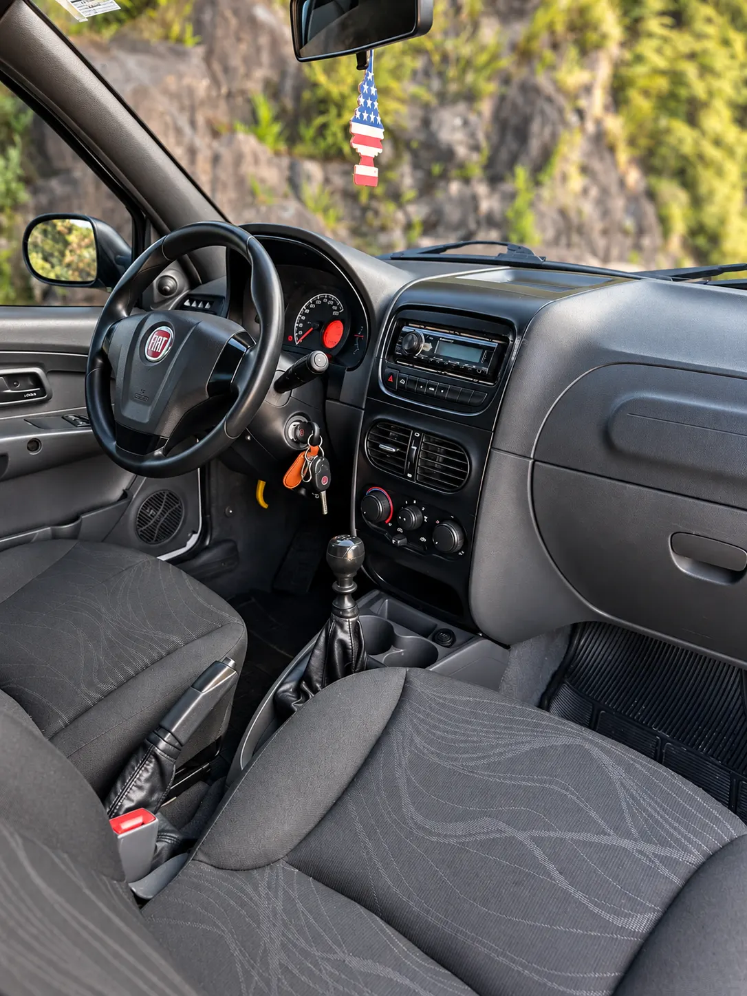 Fiat Strada 1.4 Hard Working-8
