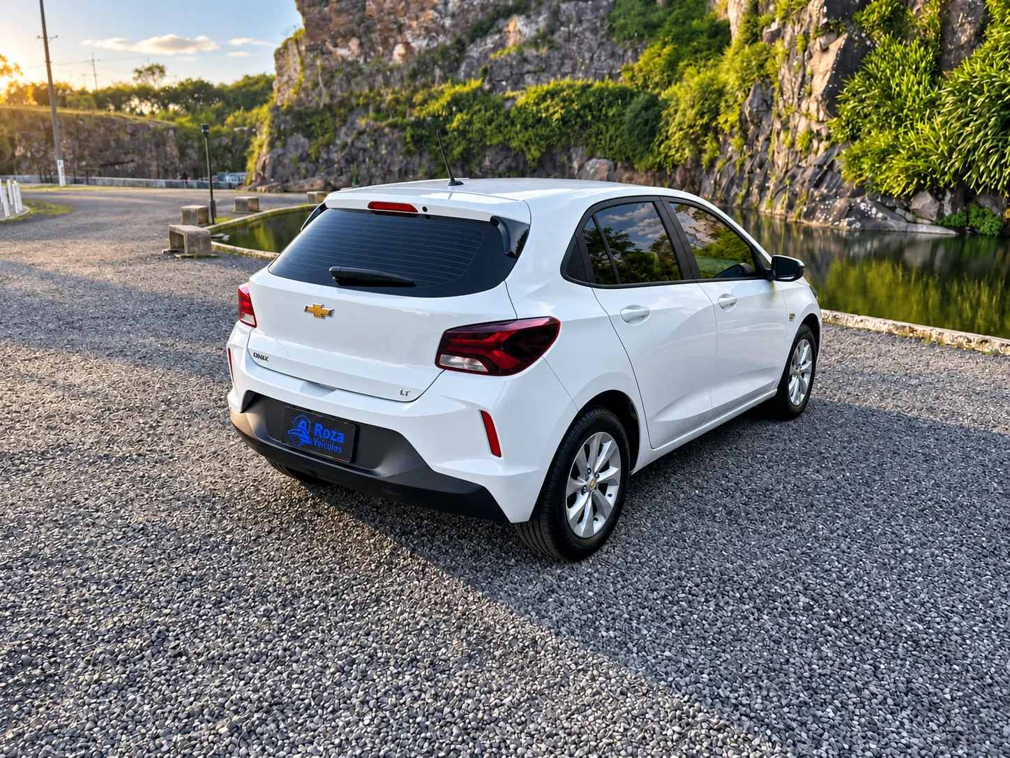 Chevrolet Onix LT 1.0-5