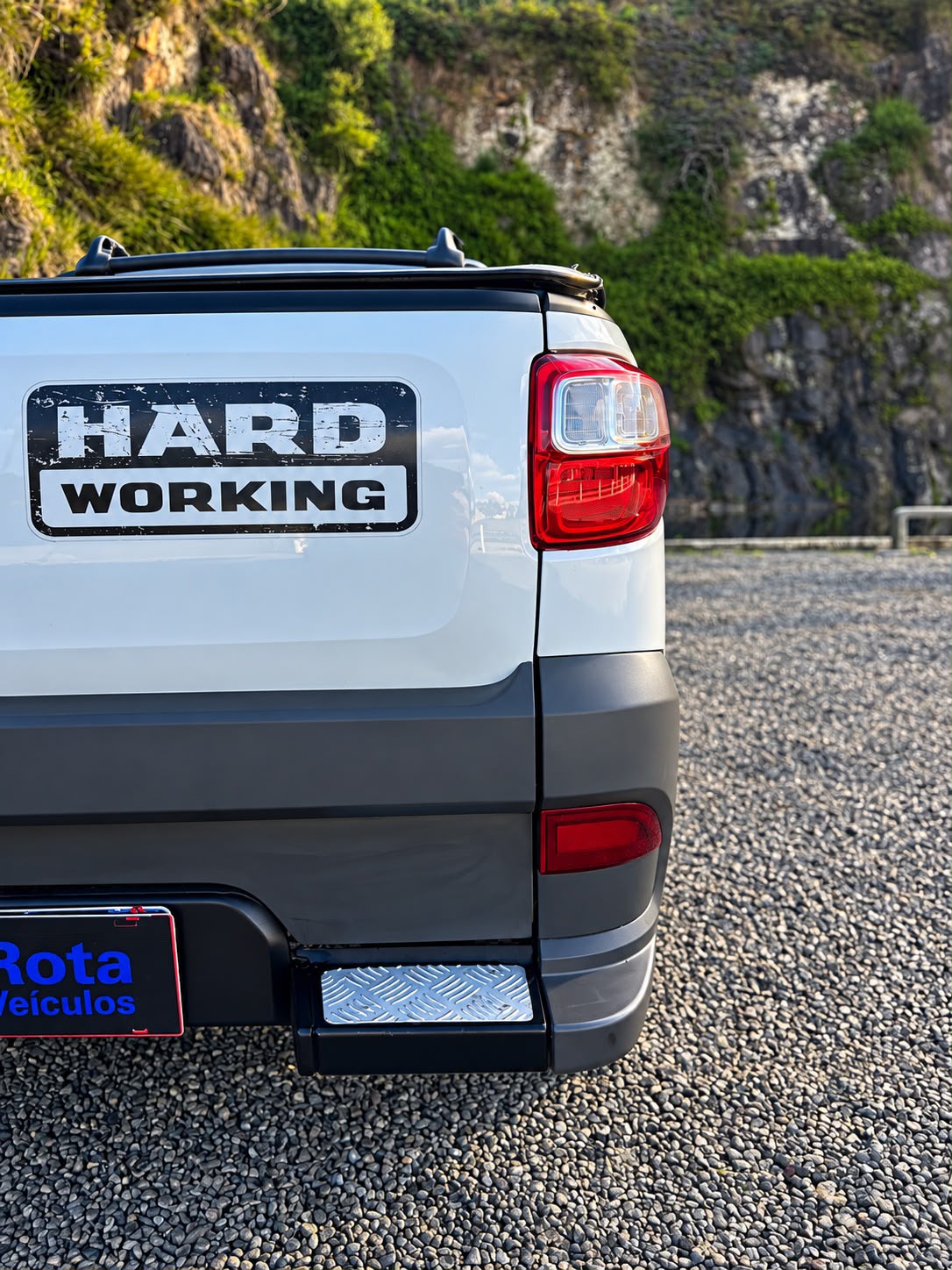 Fiat Strada 1.4 Hard Working-11