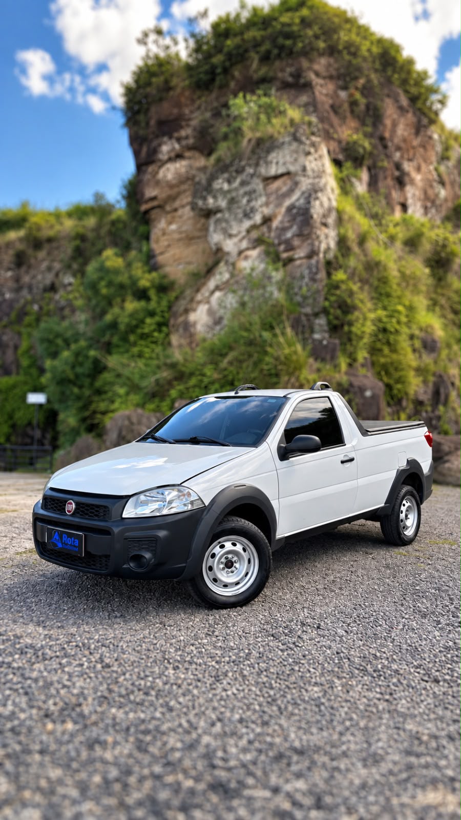 Fiat Strada 1.4 Hard Working-12