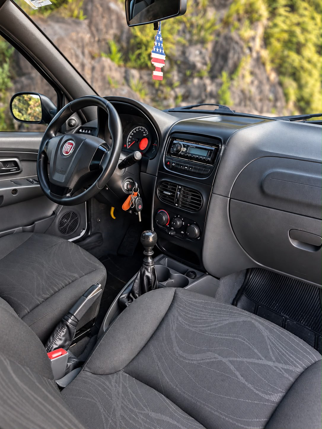 Fiat Strada 1.4 Hard Working-13