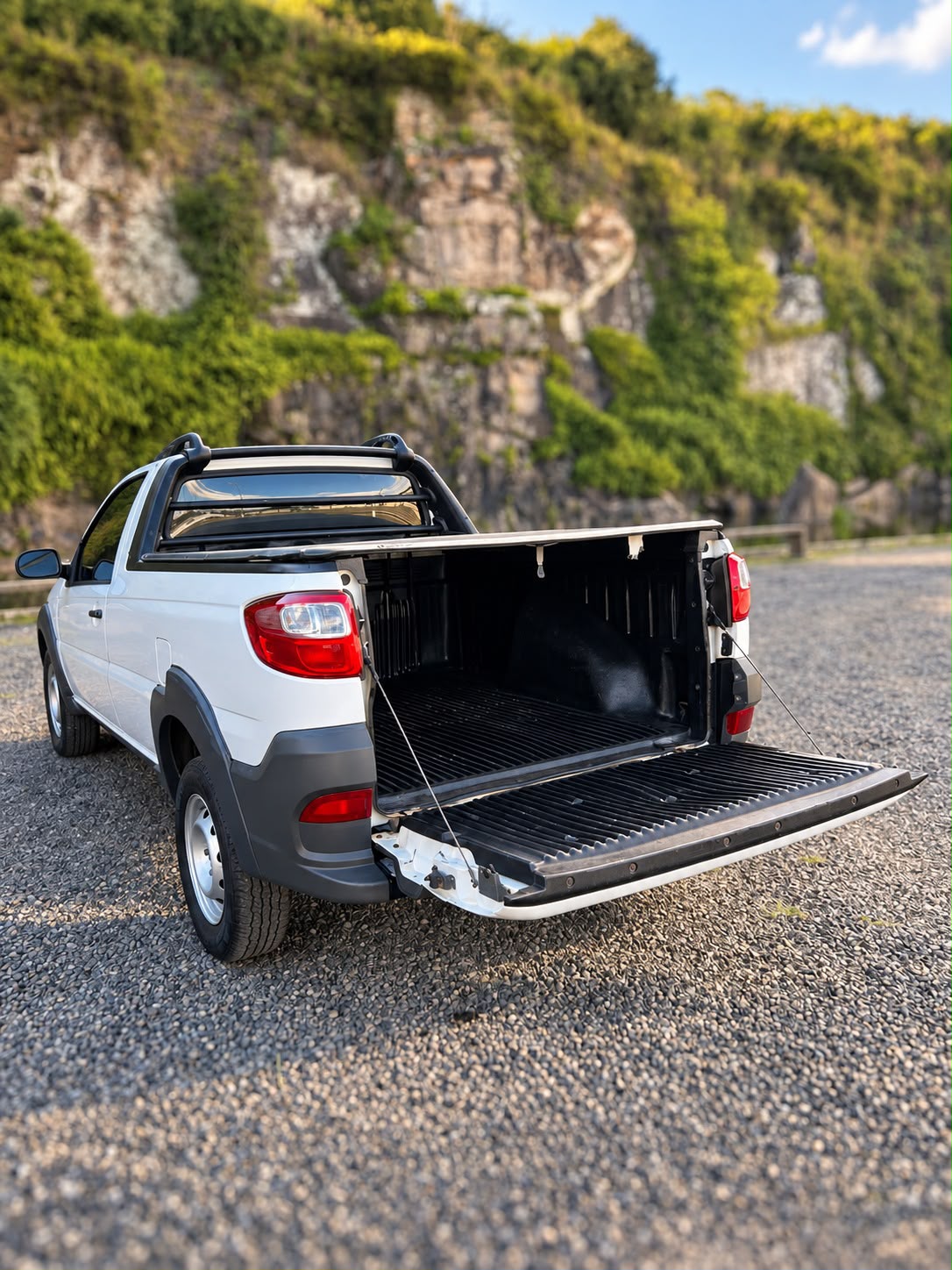 Fiat Strada 1.4 Hard Working-14