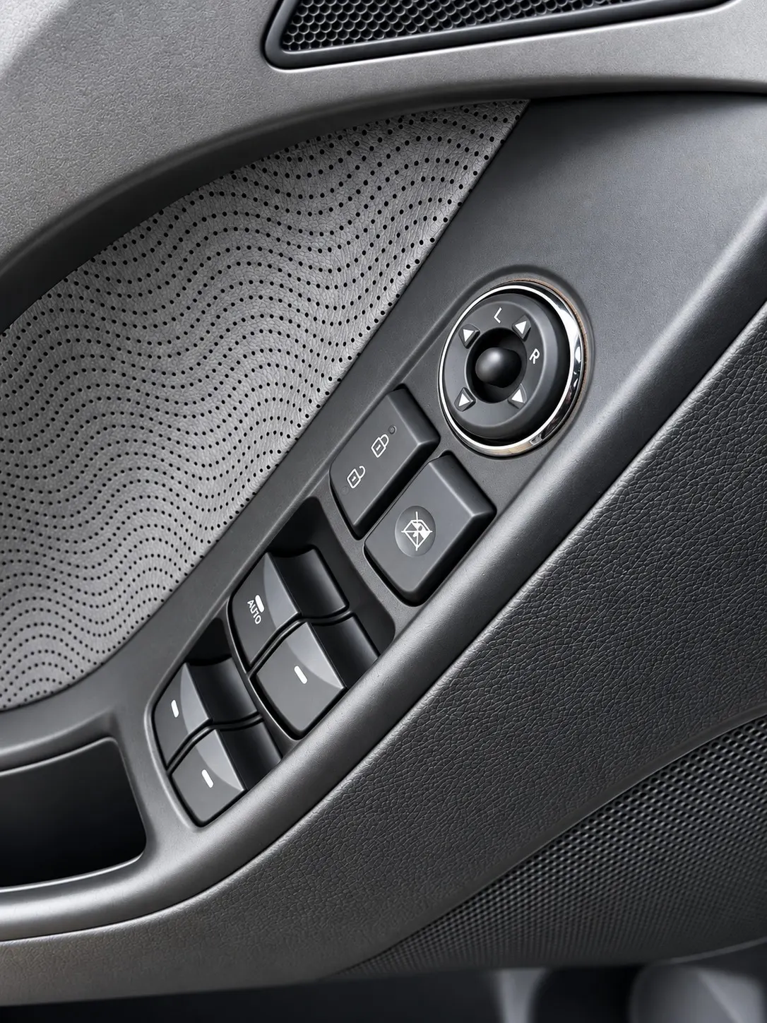 HYUNDAI/ELANTRA GLS AUT-11
